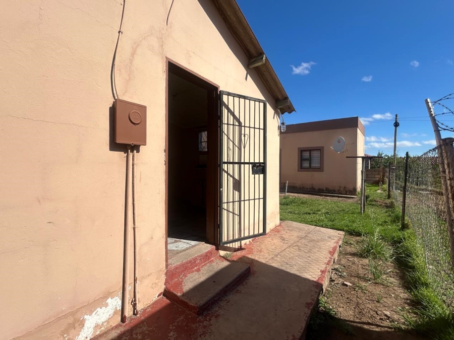 2 Bedroom Property for Sale in Ezibeleni Eastern Cape